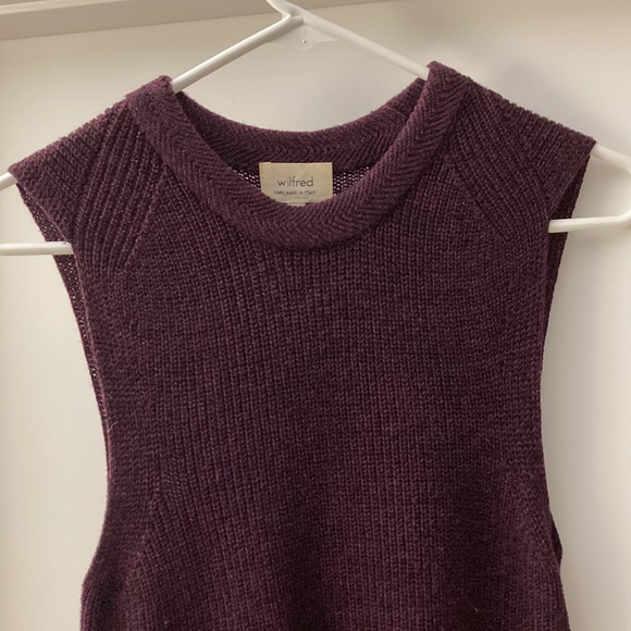 Wilfred Palmier Sleeveless Wool Sweater. Purple. Size S. - Picture 3 of 7